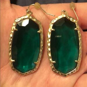 Kendra Scott Ella Earrings in Emerald Glass